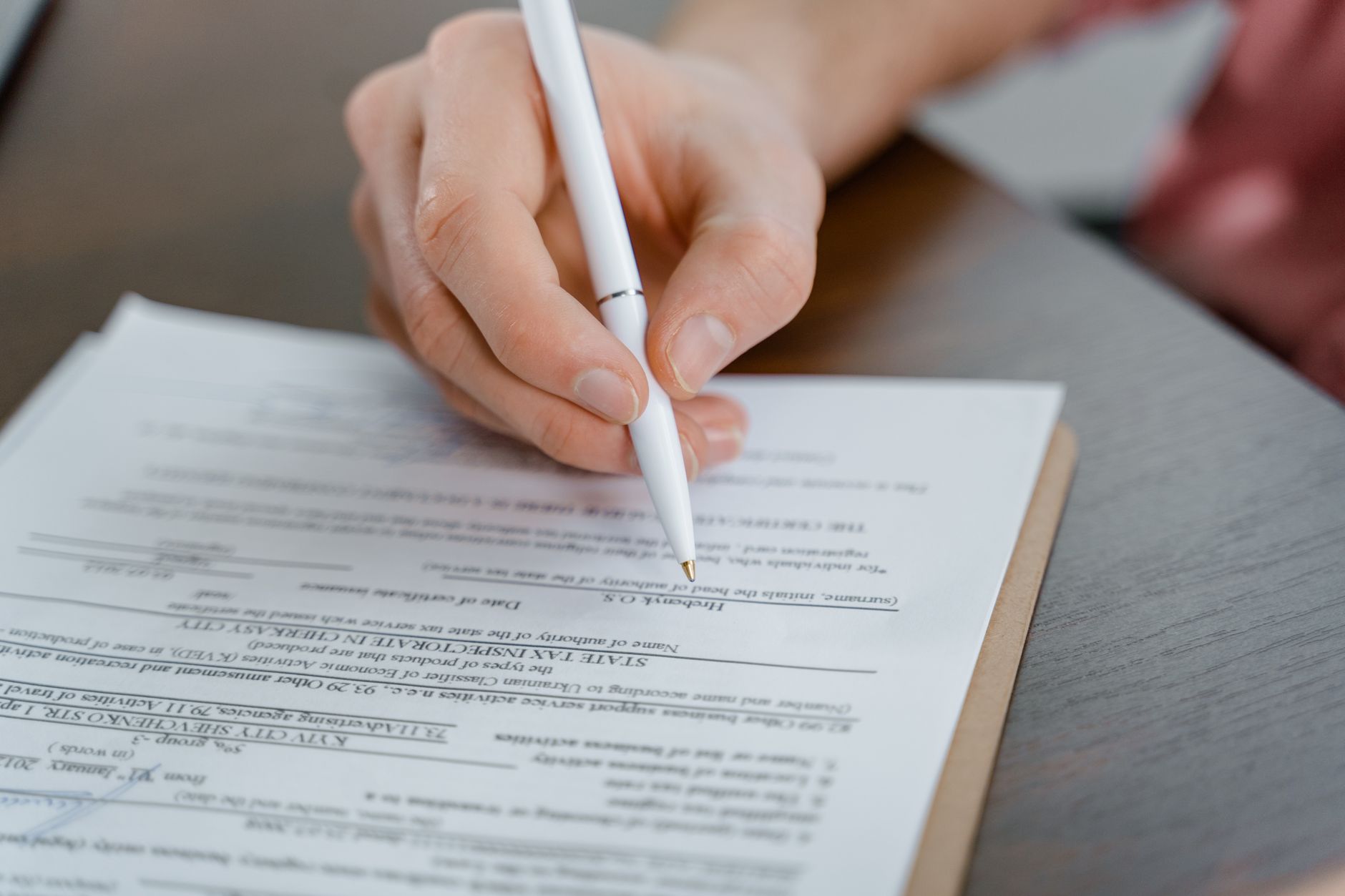 Alegerea creditelor de nevoi personale: de ce dobânda nominală mică nu este singurul criteriu
