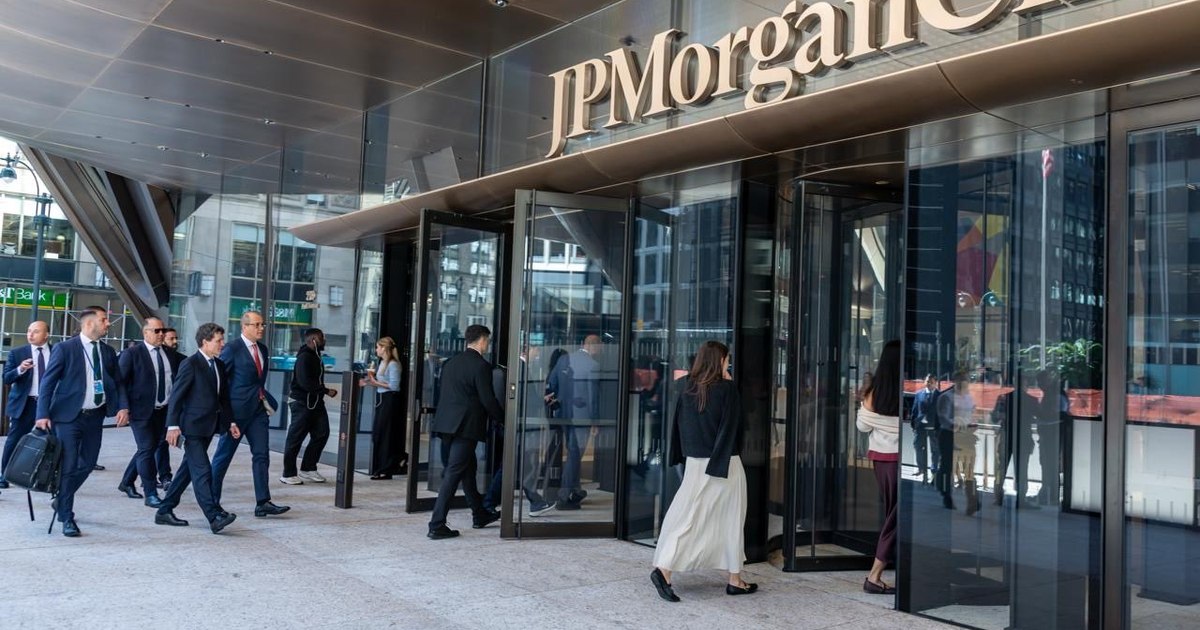 România caută finanțare pe Wall Street: Nicușor Dan s-a întâlnit cu JP Morgan pentru investiții strategice