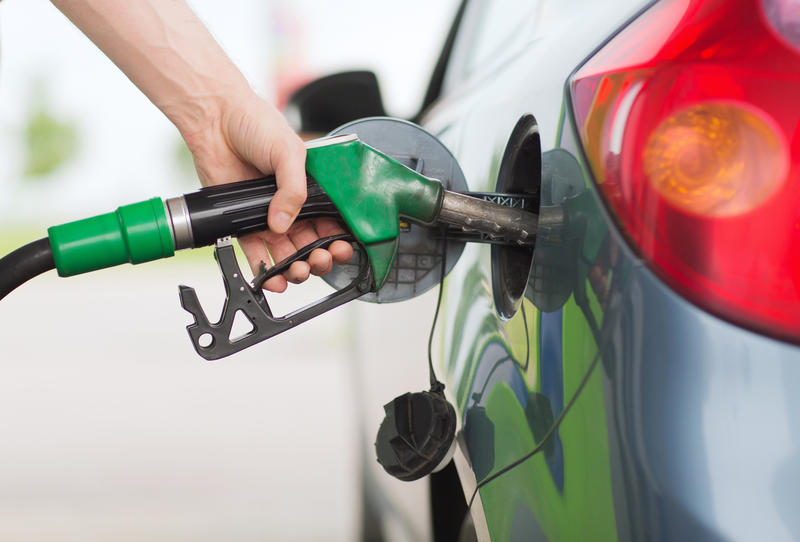 OMV Petrom a majorat prețul la motorină și benzină, apoi a revenit asupra deciziei