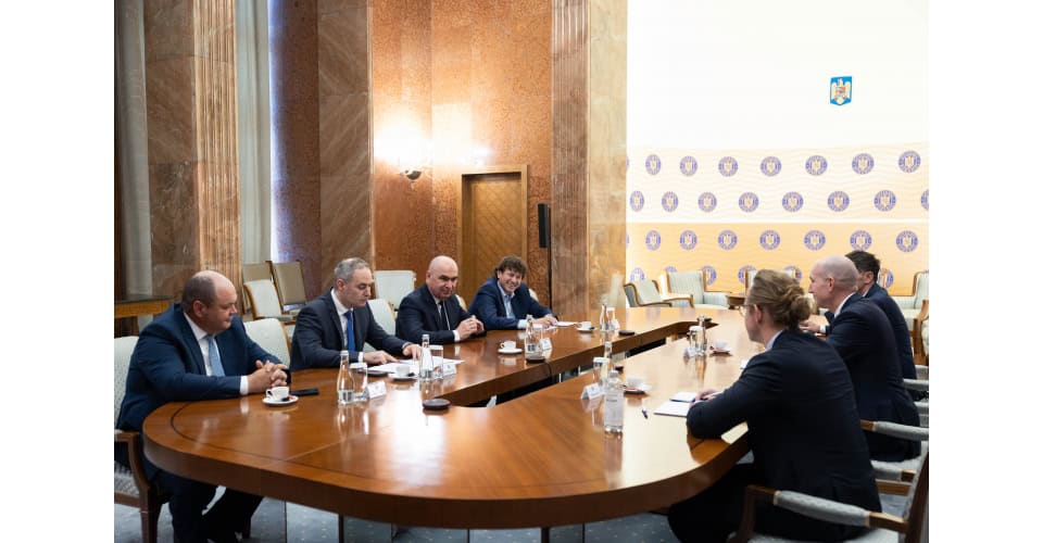 Premierul Ilie Bolojan s-a întâlnit cu experții Standard & Poor’s înainte de evaluarea din 2 octombrie