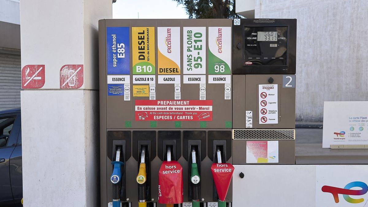 Prețul motorinei a depășit pragul de 11 lei pe litru în România, sub presiunea volatilității petrolului