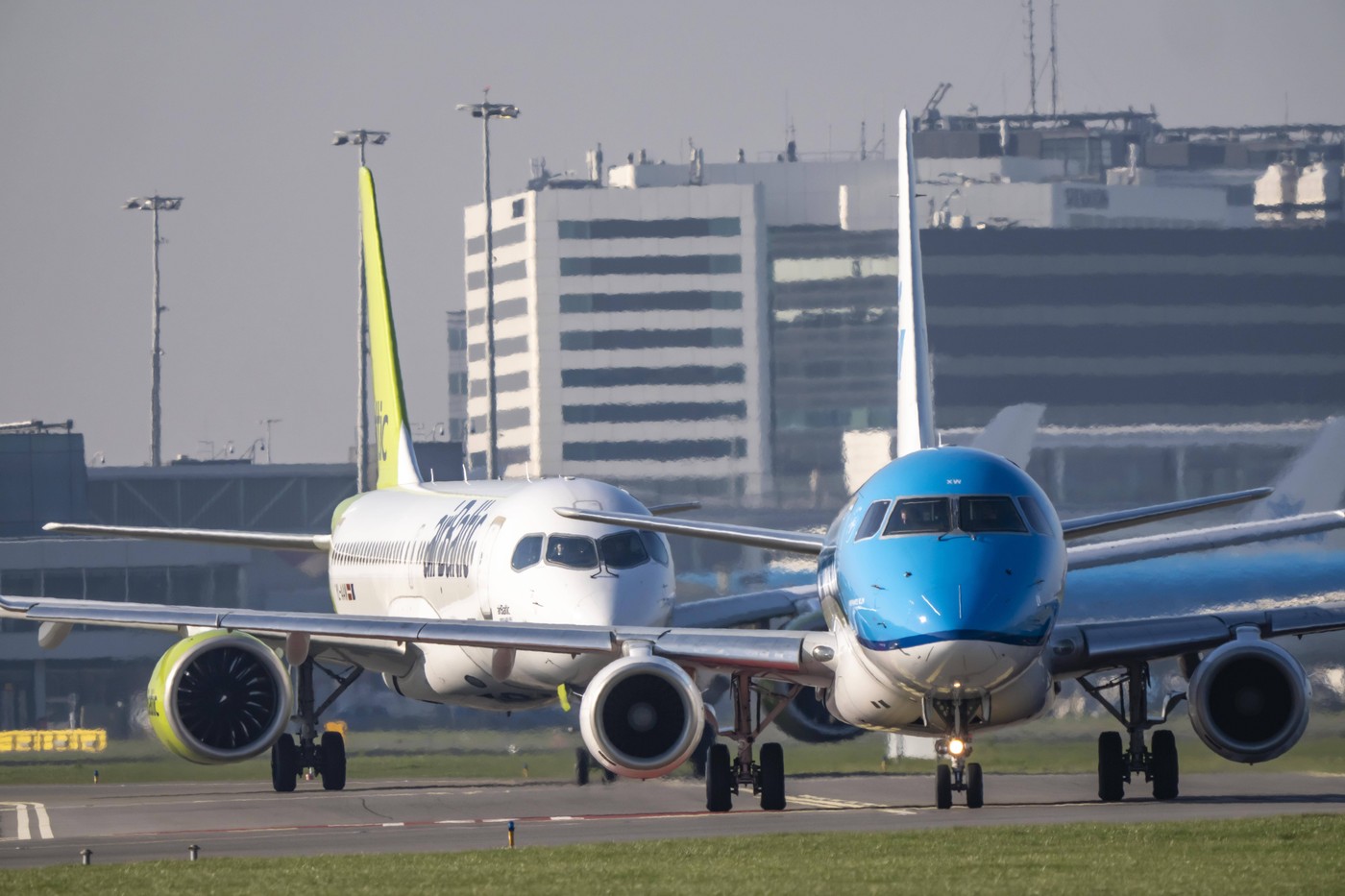 airBaltic solicită protecția Capitolului 11 în SUA sub presiunea costurilor cu combustibilul
