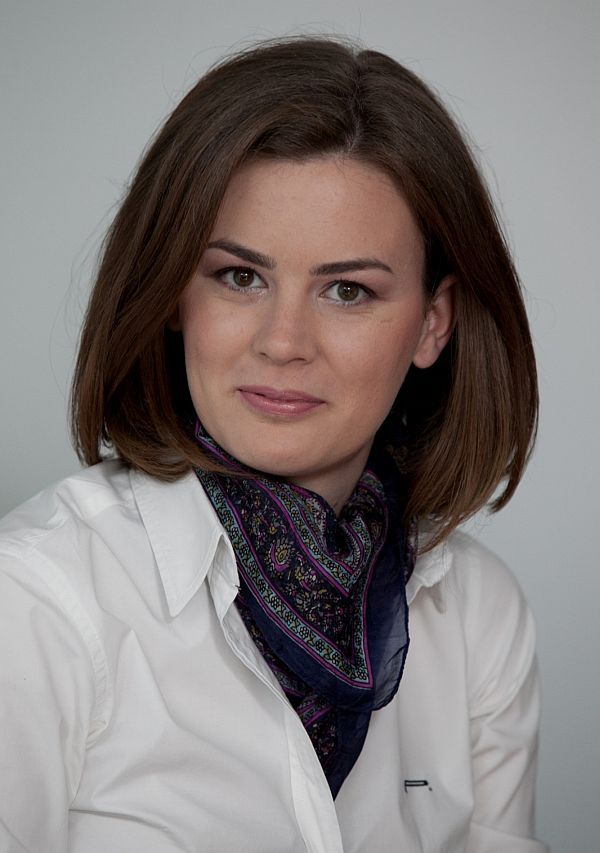 Avantajul competitiv al costului forței de muncă în România este amenințat de instabilitatea politică