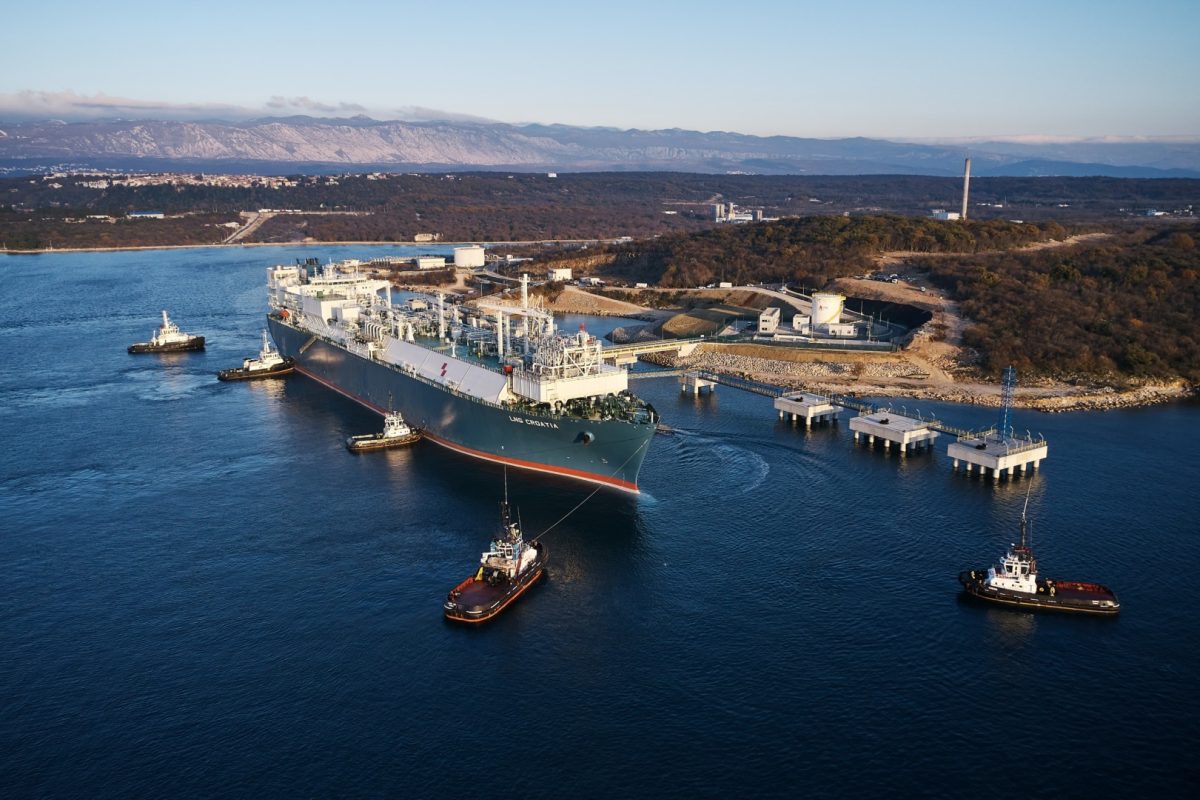 Comisia Europeană solicită statelor UE reducerea consumului de energie pentru stabilizarea prețurilor