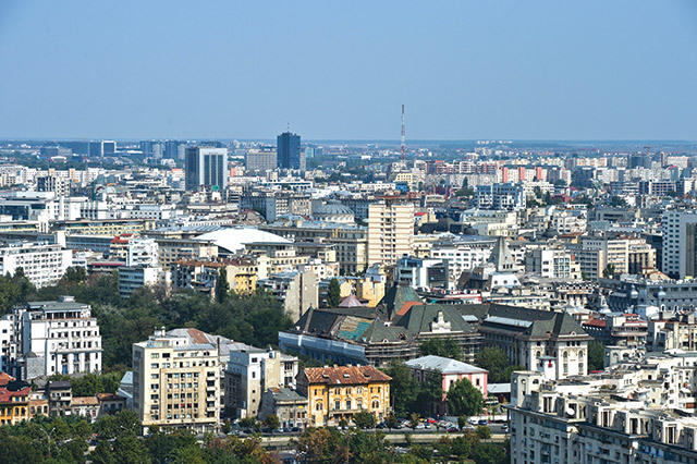 Dezvoltarea rezidențială în localitățile limitrofe depășește ritmul reședințelor de județ