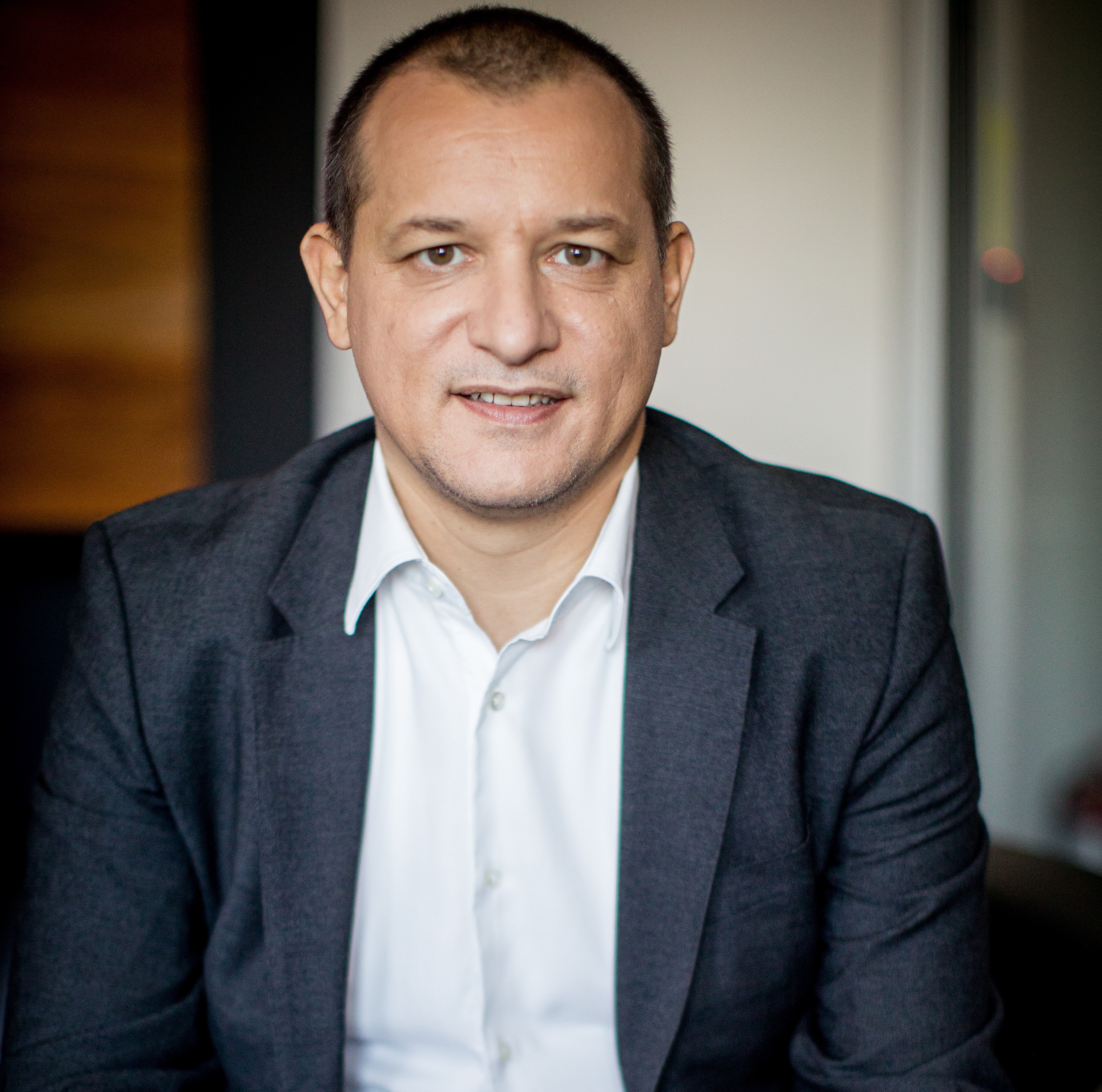 Acord de cooperare între Raiffeisen Bank România și Bank Pekao pentru extinderea clienților corporate și IMM