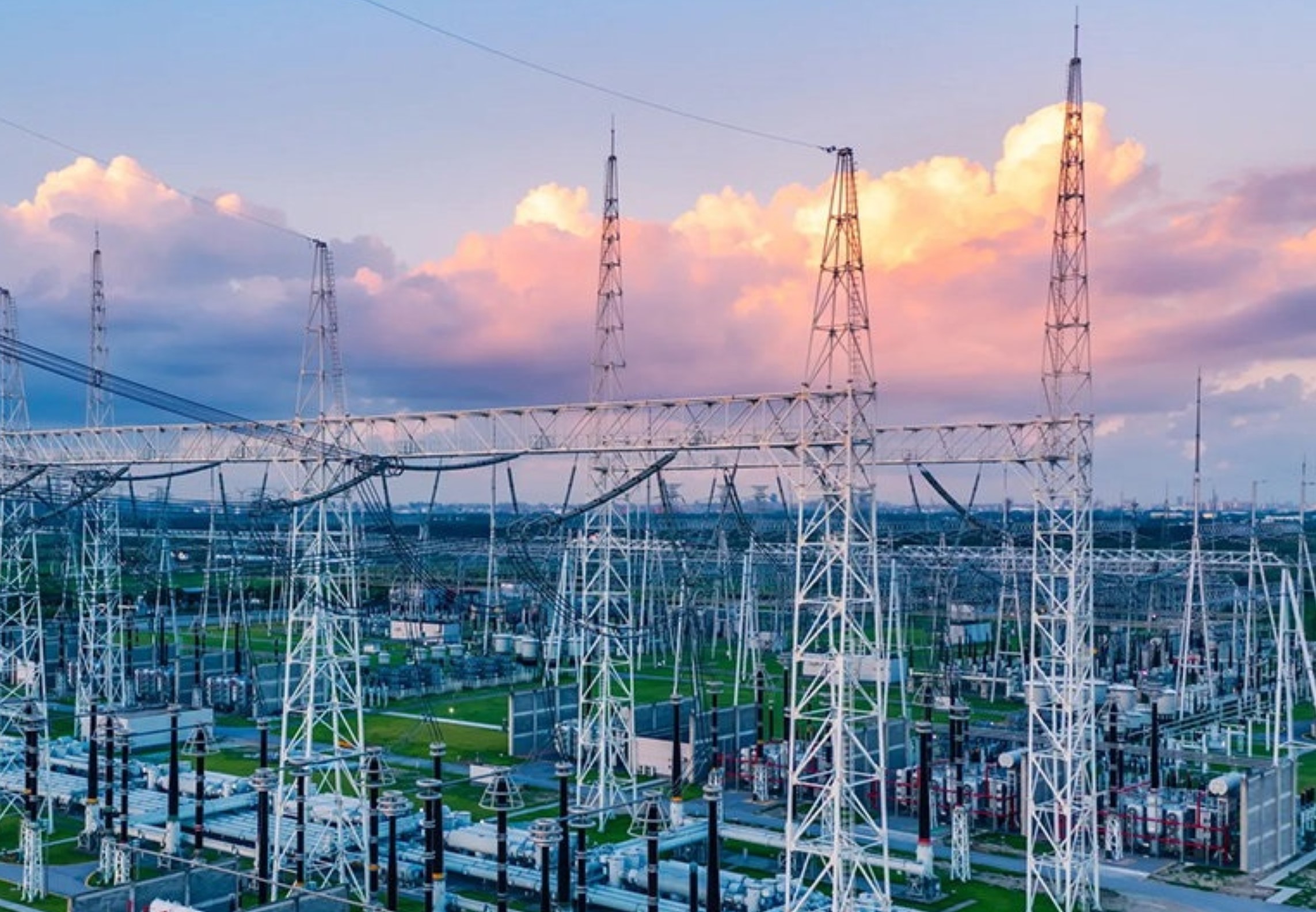 Record de volum pe piața de energie: România a tranzacționat peste 62.500 MWh pe PZU