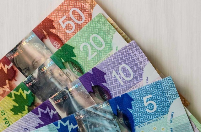 Dolarul canadian atinge cel mai scăzut nivel din ultimele două luni și jumătate din cauza tensiunilor geopolitice