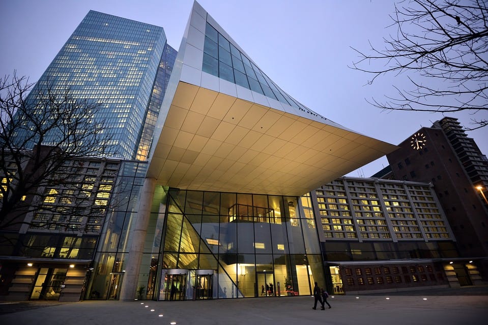 BCE intenționează extinderea liniilor de schimb valutar pentru consolidarea rolului euro pe plan global