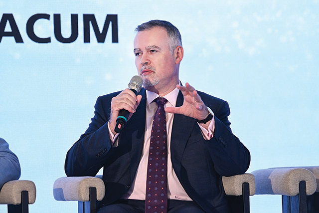 Piața imobiliară atrage investitori financiari prin produse structurate ca instrumente de investiții