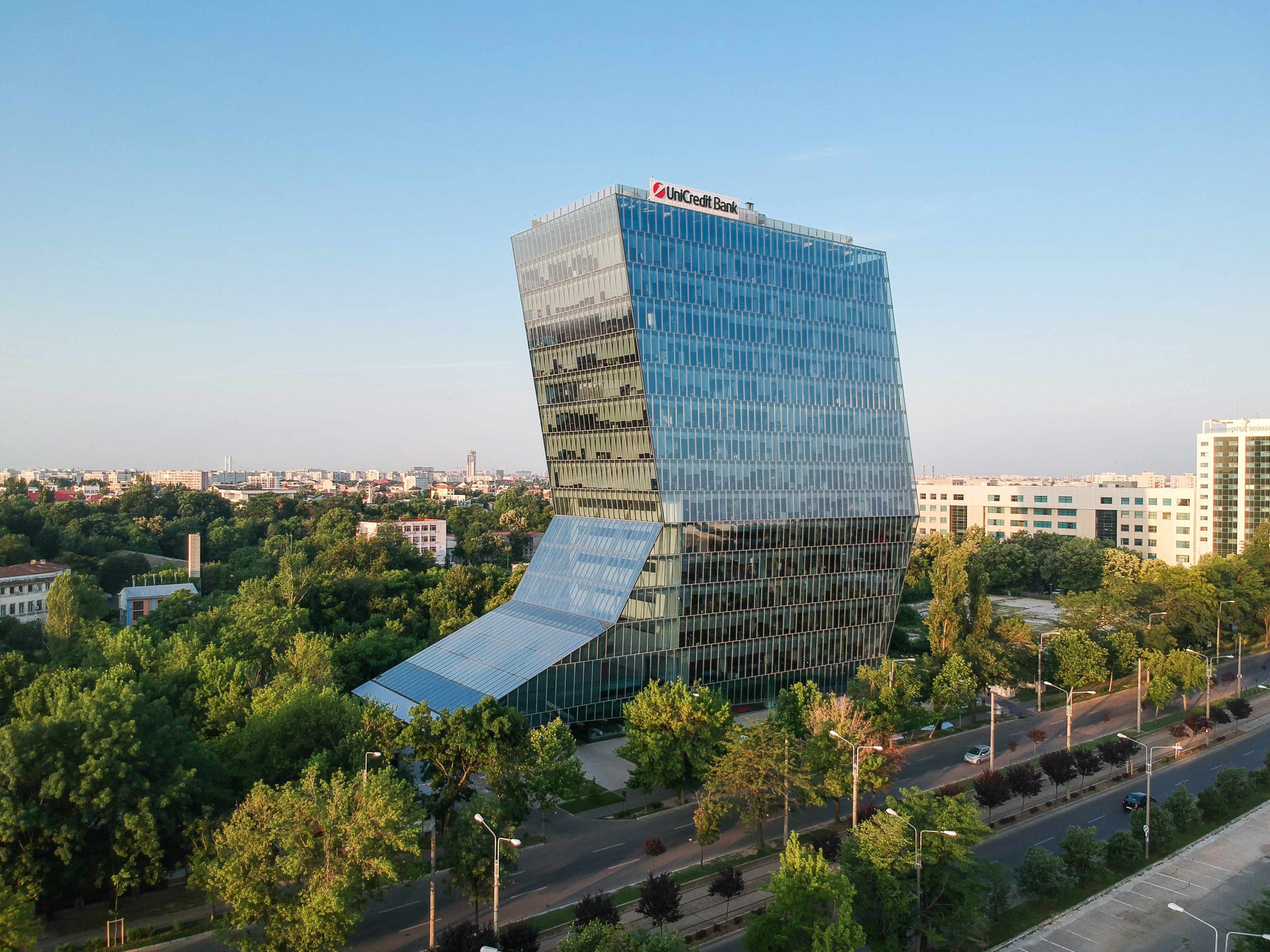 UniCredit contestă sancțiunea de 431 de milioane de lei impusă de Consiliul Concurenței în dosarul ROBOR