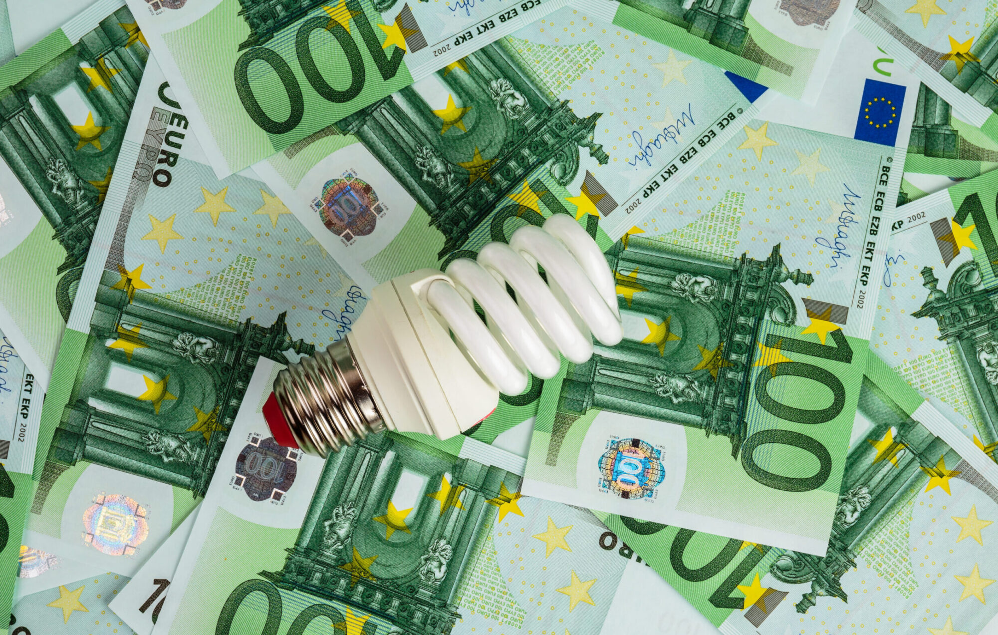 Impactul conflictului din Iran asupra prețurilor la energie în UE a costat consumatorii peste 100 de miliarde de euro