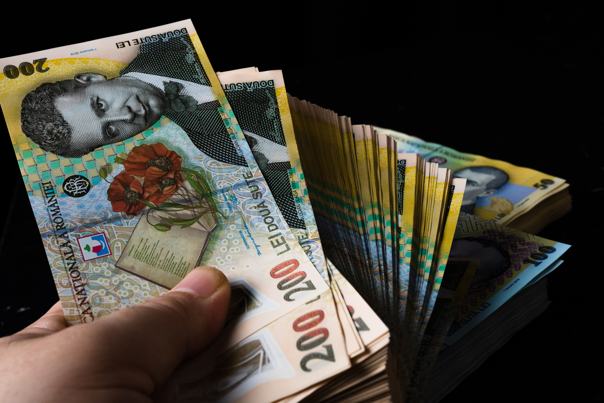 Primele 41 de companii au semnat acordurile de finanțare în cadrul programului SME Eco-Tech