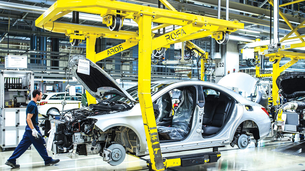 Mercedes-Benz confirmă competitivitatea forței de muncă din România în fața angajaților germani