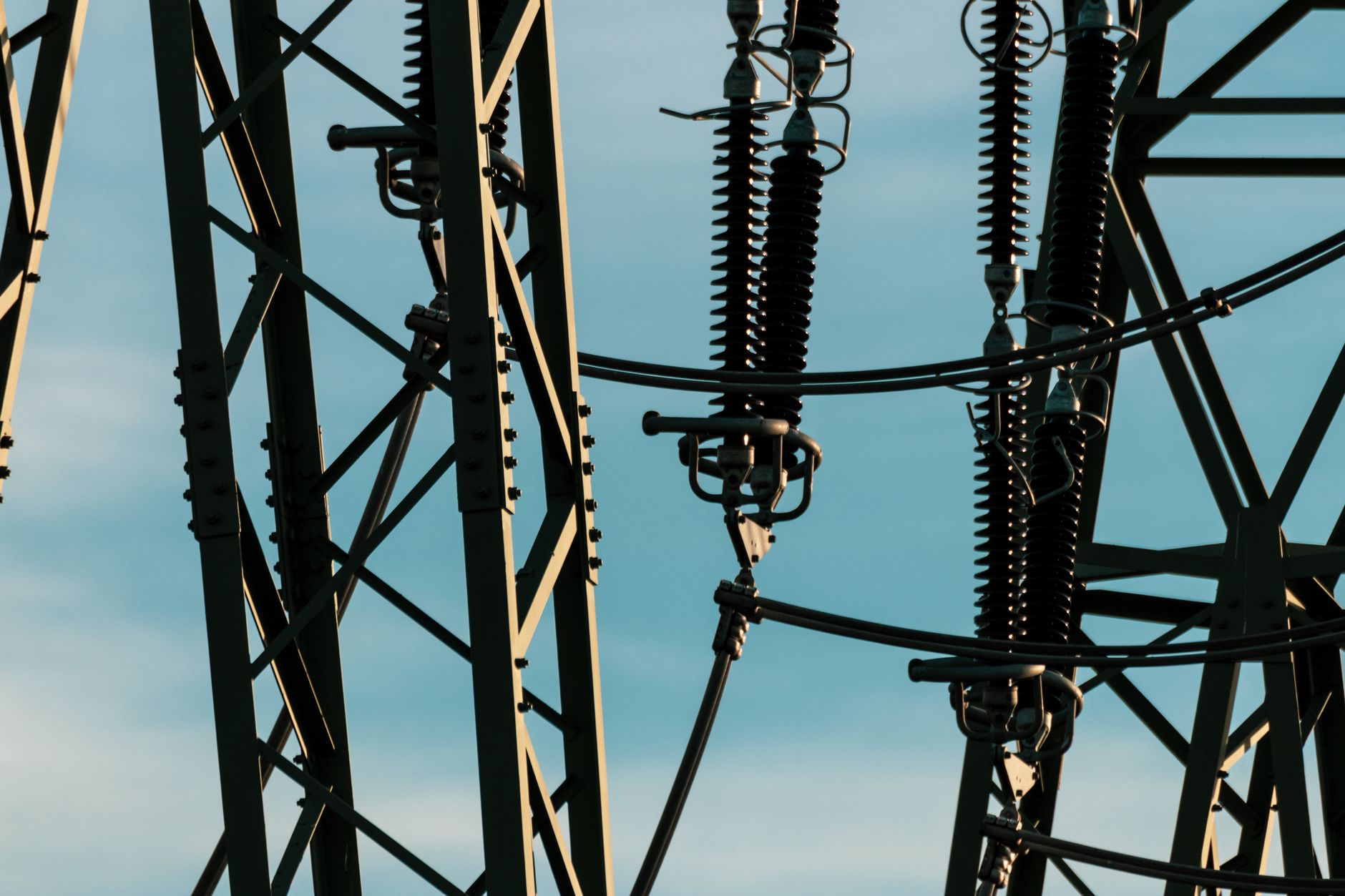 Transelectrica lansează proiectul pilot de digitalizare a rețelei electrice prin retehnologizarea stației Alba Iulia