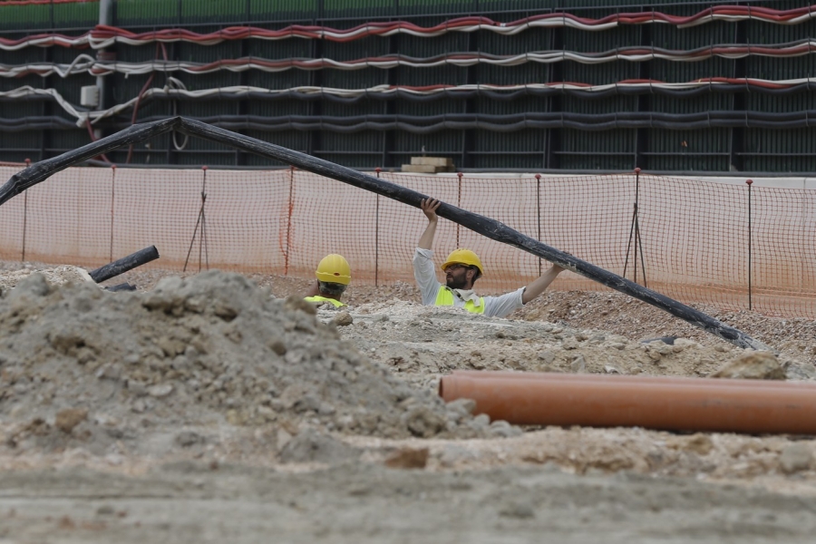 Analiză comparativă: România se confruntă cu riscuri similare cu criza Greciei din 2009?