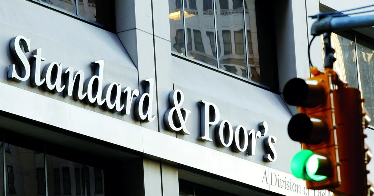 S&P Global revizuiește ratingul de credit al României într-un context de criză politică prelungită