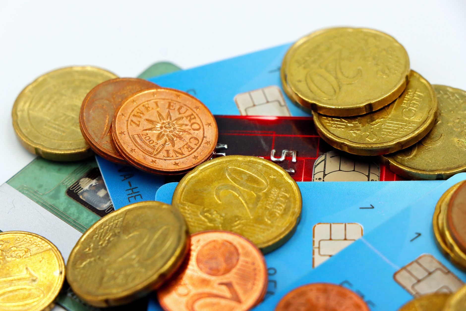 Cursul euro a crescut la 5,34 lei pe piața interbancară; BNR avertizează asupra lichidității