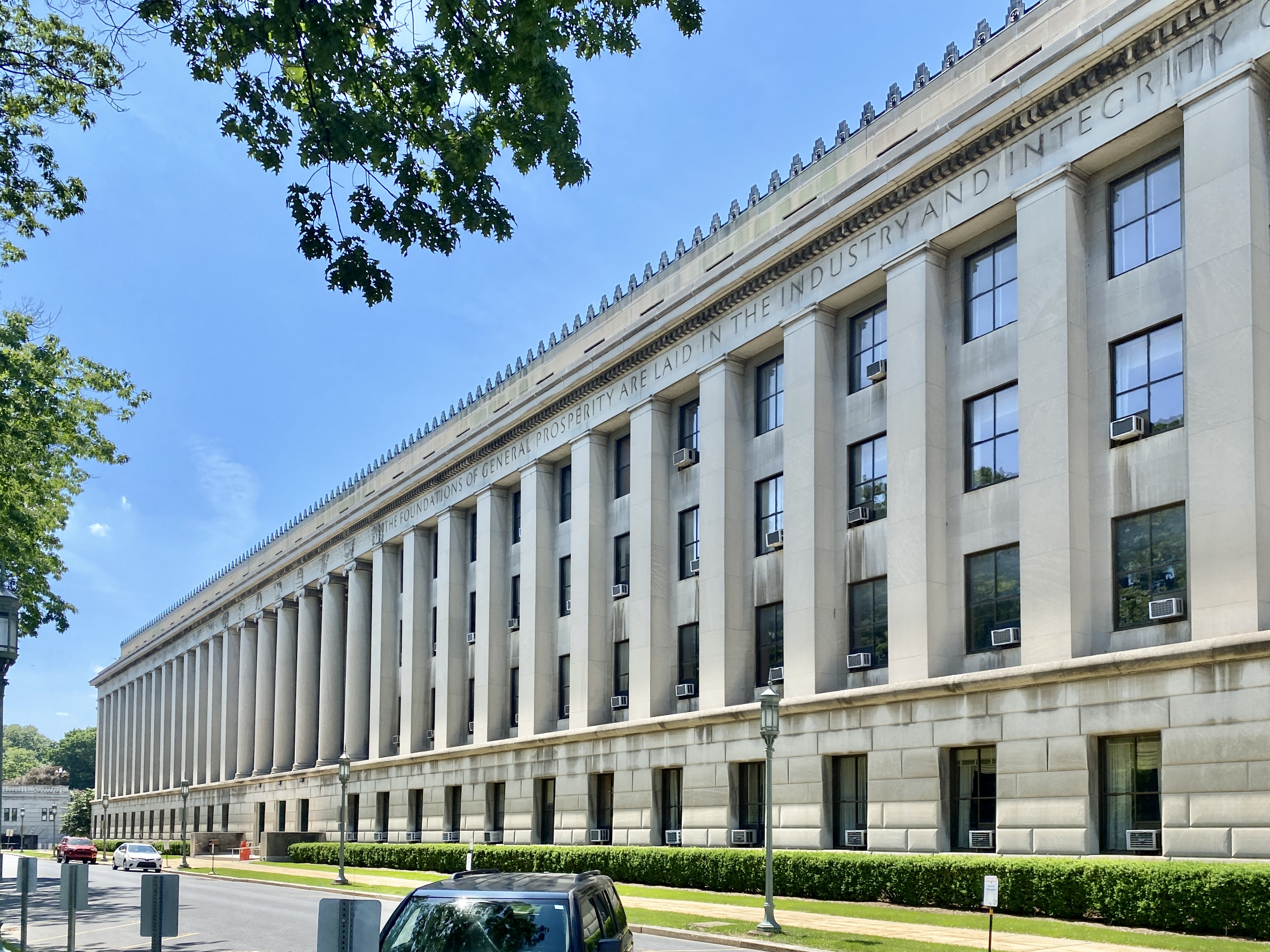 Alexandru Nazare reacționează la evaluarea S&P: România trebuie să mențină consolidarea fiscală