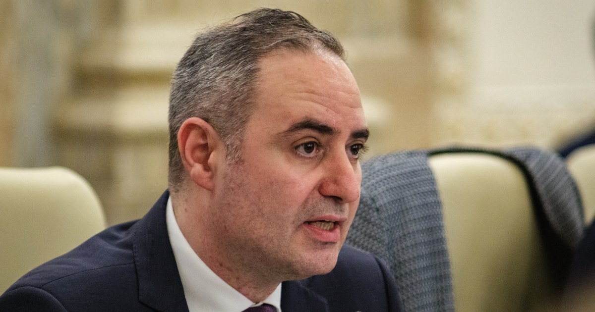 România își păstrează ratingul de investiții: Alexandru Nazare avertizează că procesul de consolidare fiscală continuă