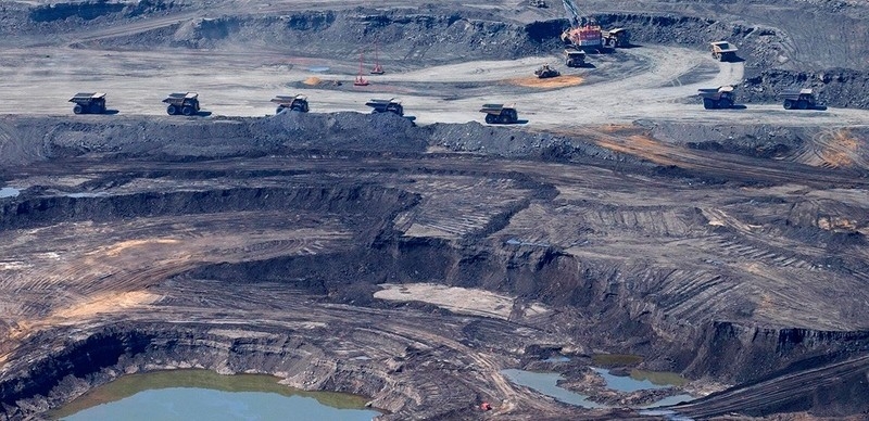 SUA investesc milioane de dolari în exploatarea mineralelor critice și uraniul din Ucraina