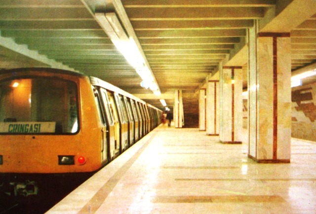 Avertizarea sindicatului Metrorex: Metroul s-ar putea opri după 16 septembrie din lipsa banilor