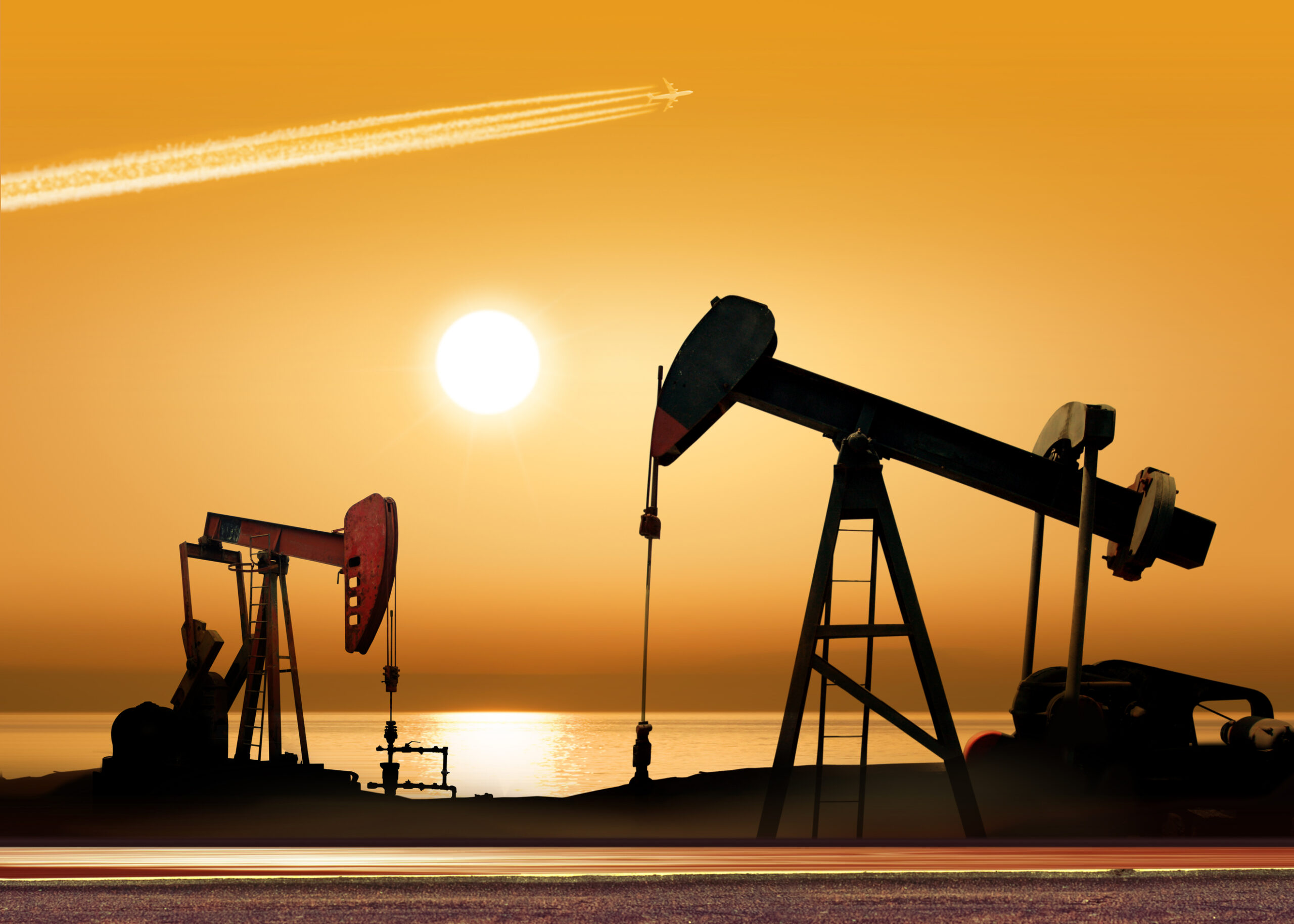 AIE: Aproape o șesime din rezervele strategice de petrol ale statelor membre au fost epuizate