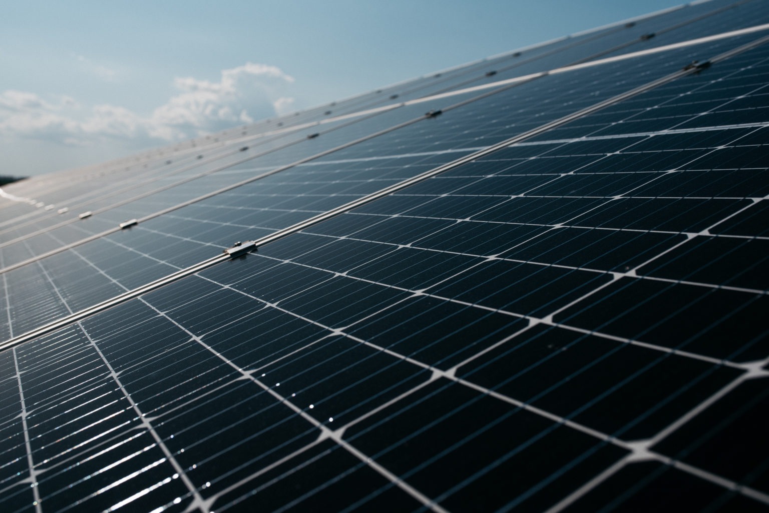 Scatec își extinde capacitatea globală prin investiții masive în proiecte de energie regenerabilă în România
