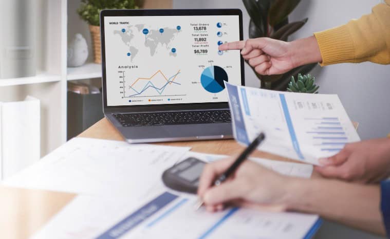 Investitorii caută diversificarea pentru a proteja portofoliile de riscurile generate de concentrarea pe AI
