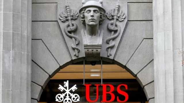 Directorul UBS avertizează: Franța are nevoie de măsuri fiscale dure pentru controlul datoriei publice