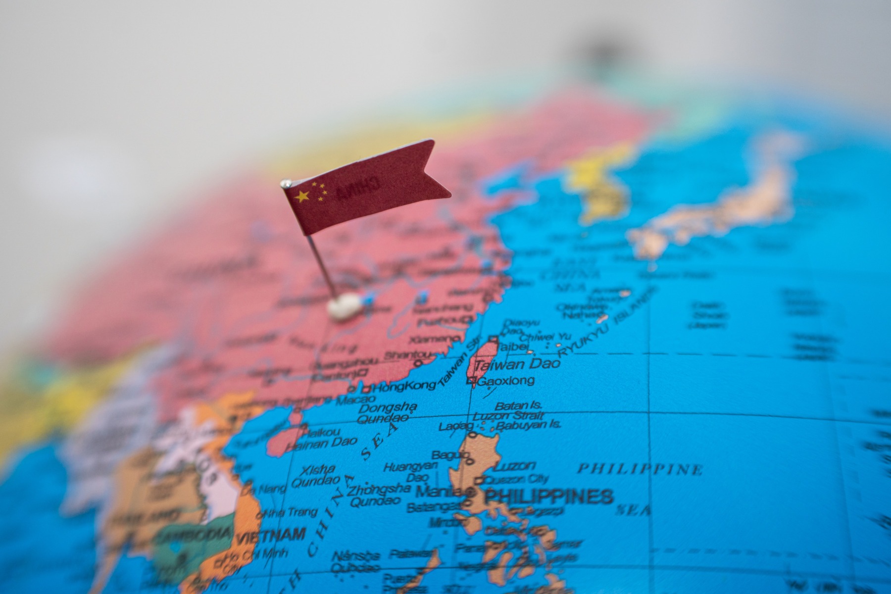 Uniunea Europeană pregătește măsuri comerciale dure împotriva Chinei pentru reducerea deficitului masiv