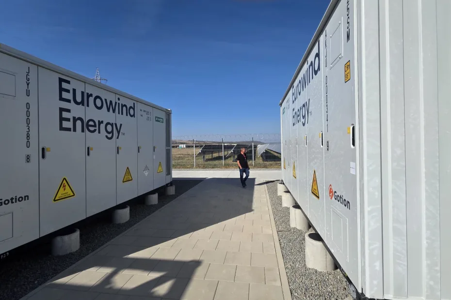 Eurowind Energy pune în funcțiune un sistem de stocare BESS de 60 MW la Teiuș