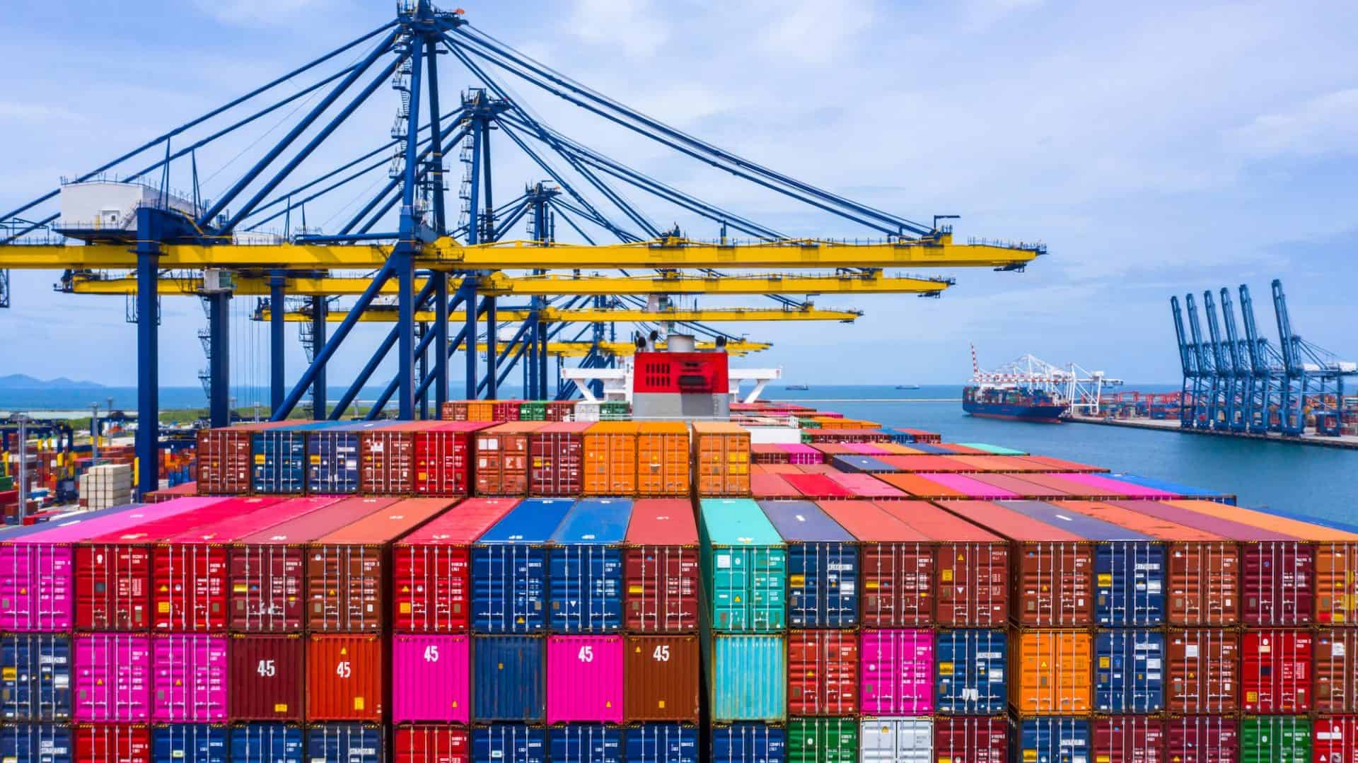 Exporturile Germaniei au scăzut pentru a doua lună consecutiv, semnalând slăbiciune economică