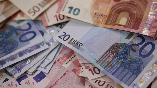 Miniștrii zonei euro și BCE solicită Franței un buget credibil pentru 2027 pentru stabilizarea piețelor