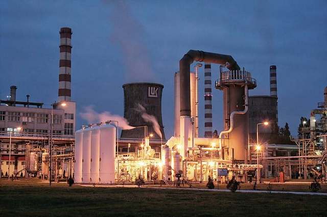 Carlyle renunță la achiziția activelor externe ale grupului rus Lukoil, inclusiv în România