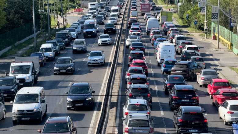 Ofensiva constructorilor chinezi în România: BYD și Chery depășesc volumele Dacia la segmentul plug-in hybrid