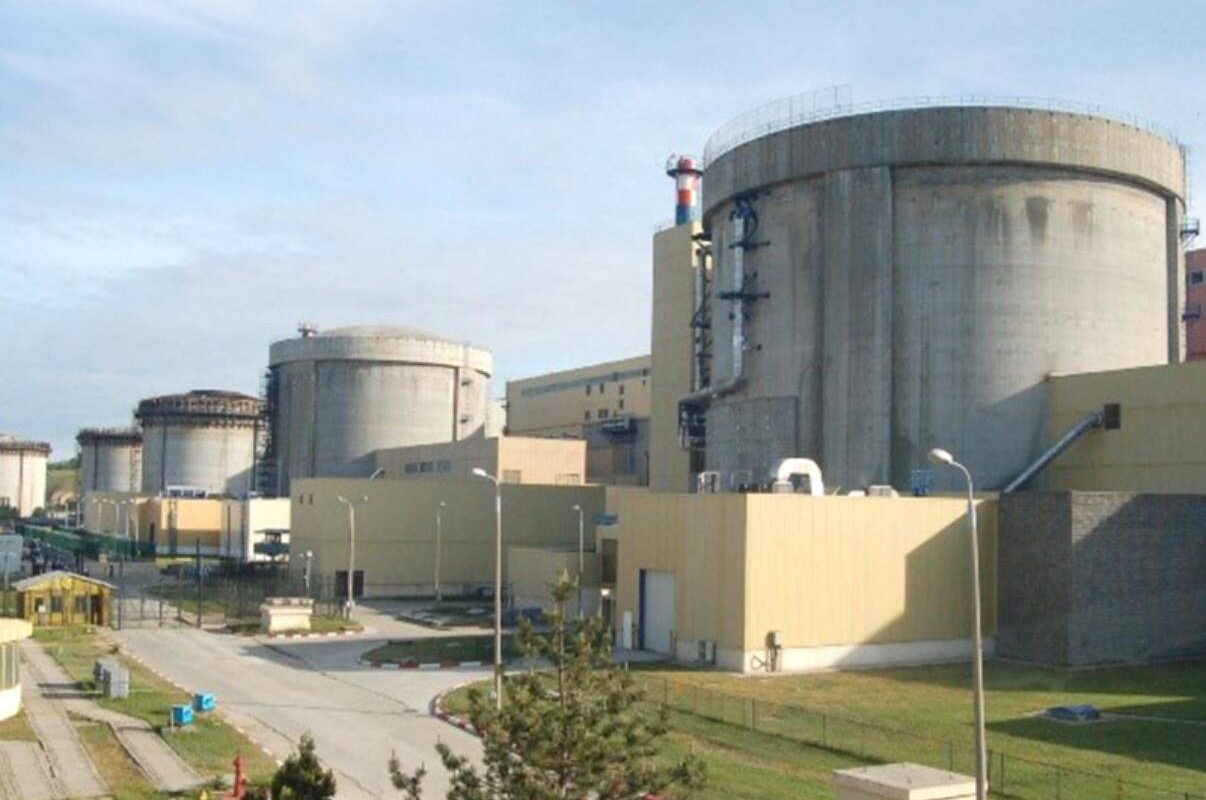 Unitățile 1 și 2 CNE Cernavodă rămân oprite din cauza nivelului scăzut al apei din Dunăre