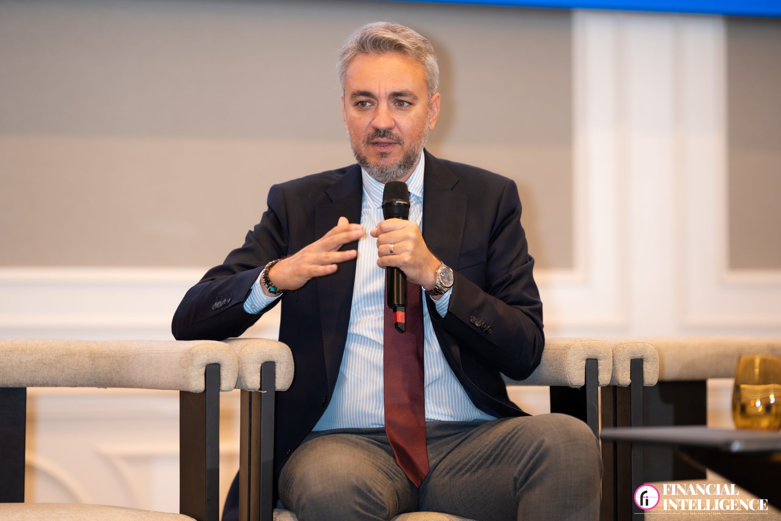 George Niculescu: Introducerea tarifului binom pentru gaze rămâne în analiza ANRE