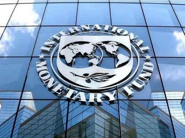 FMI revizuiește în jos prognozele economice pentru România: se preconizează recesiune în 2026