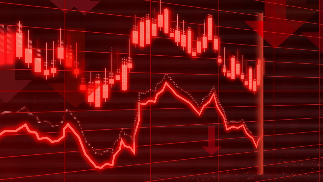 FMI revizează în jos prognoza pentru România: se anticipează o recesiune în acest an