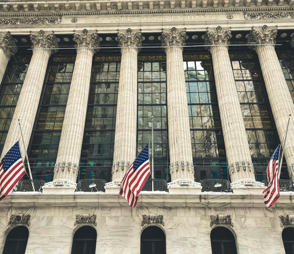 Semnal de avertizare rar pe bursa din SUA: Indicele S&P 500 indică potențiale probleme iminente