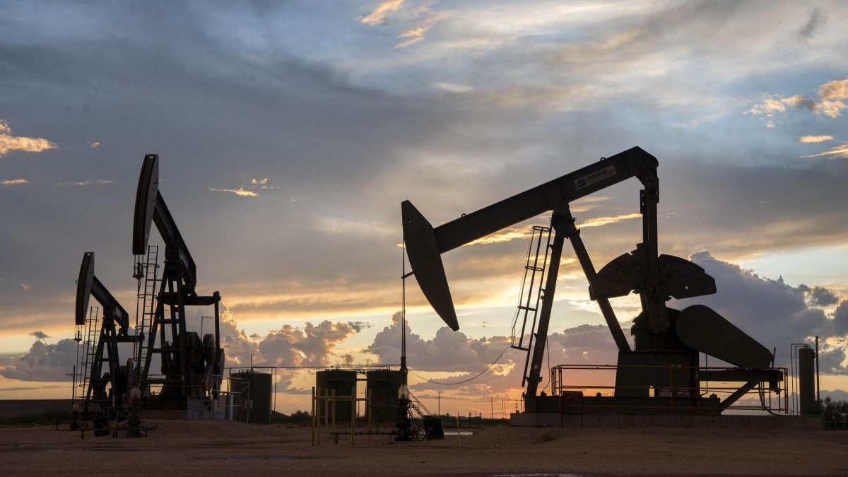 Cotațiile petrolului în creștere după atacul rebelilor houthi asupra facilității Saudi Aramco